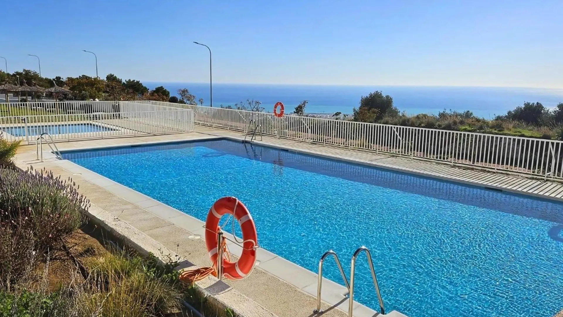 Apartment Ferienwohnung Magnificent Flat With Sea View And Swimming Pool Benalmádena