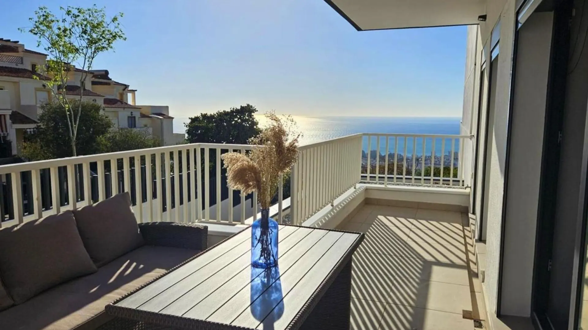 Magnificent Flat With Sea View And Swimming Pool Apartment Benalmadena